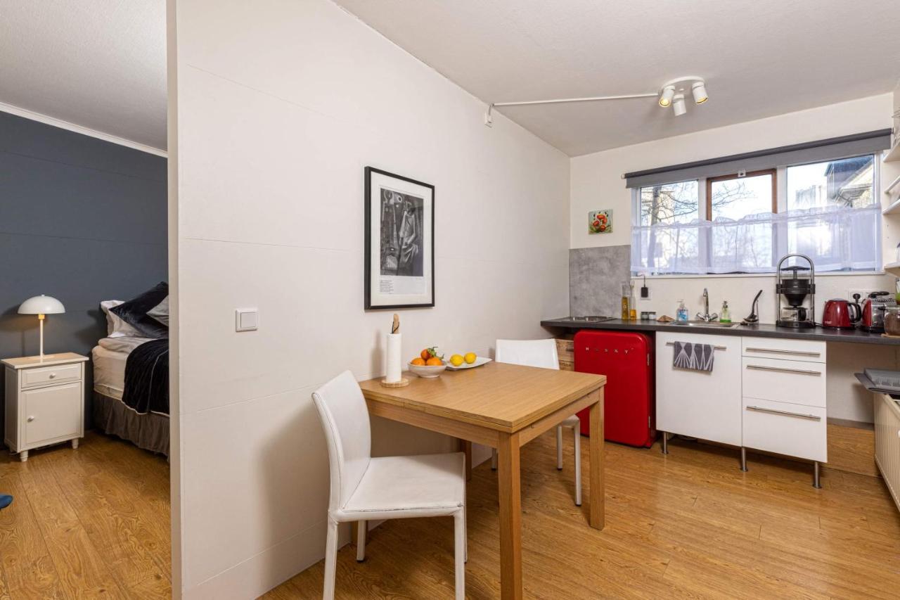 Downtown Sanctuary With Private Entrance * Reykjavík